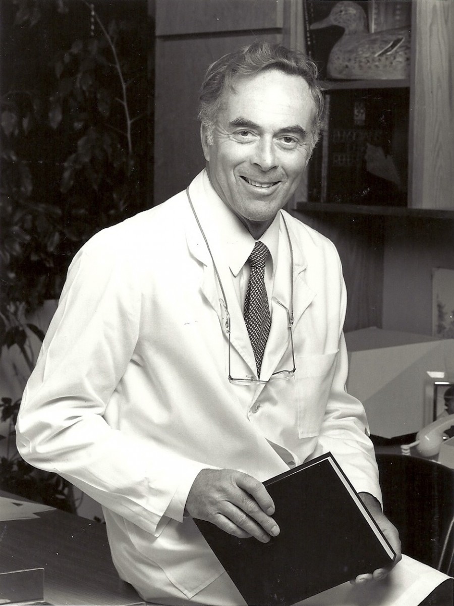 Dr. Douglas Bell