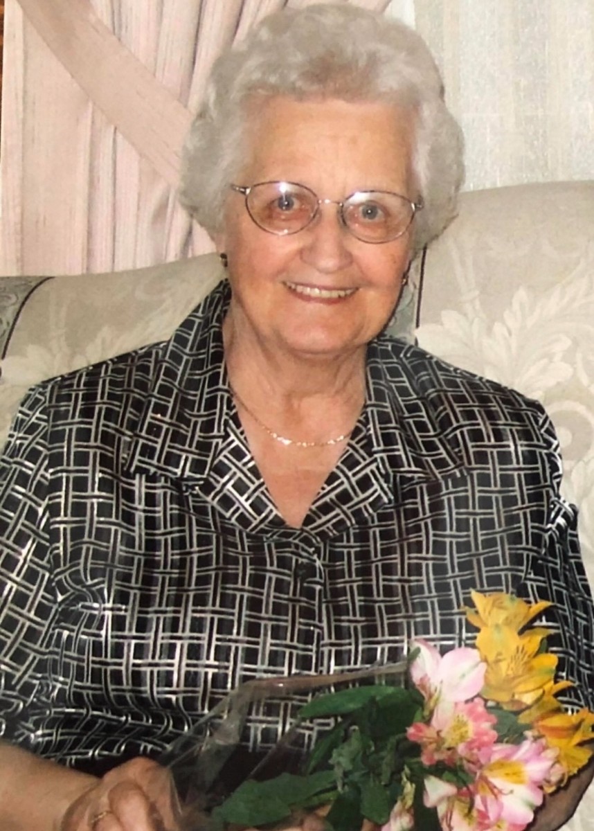 Violet Sawatsky (nee Hiebert)